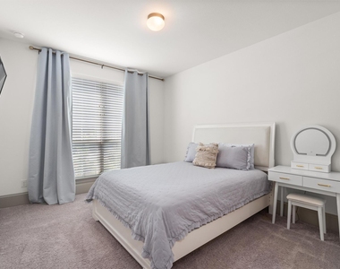 209 Rio Ranchero Rd - Photo Thumbnail 19