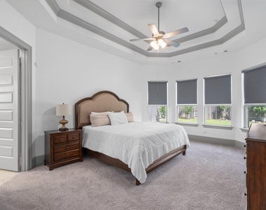 209 Rio Ranchero Rd - Photo Thumbnail 14