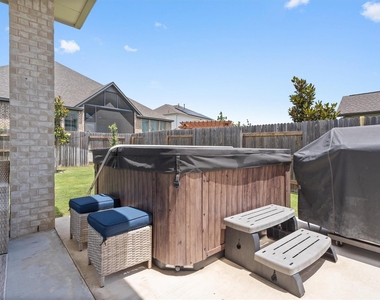 209 Rio Ranchero Rd - Photo Thumbnail 33