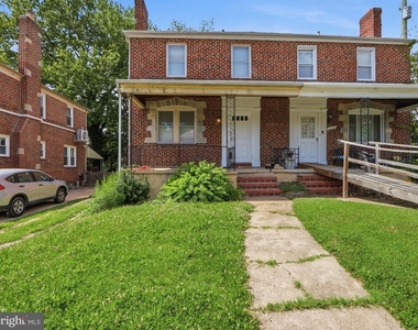 5112 Crosswood Avenue - Photo Thumbnail 1