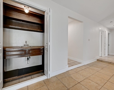 509 Greenway Dr - Photo Thumbnail 20