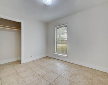 509 Greenway Dr - Photo Thumbnail 18