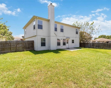 401 Spruce Dr - Photo Thumbnail 30