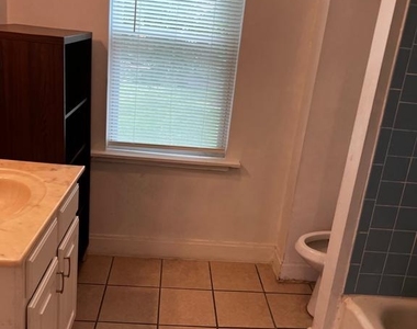 5906 Benton Heights Avenue - Photo Thumbnail 13