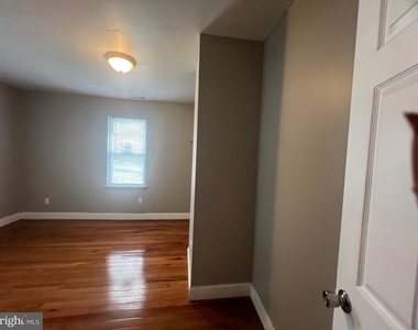 5906 Benton Heights Avenue - Photo Thumbnail 15