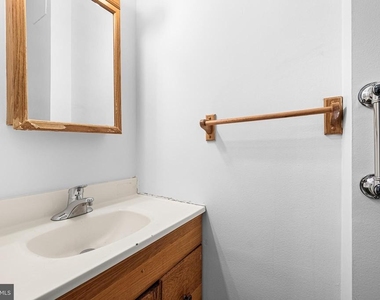 315 Elrino Street - Photo Thumbnail 6