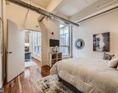 311 W Baltimore Street - Photo Thumbnail 7