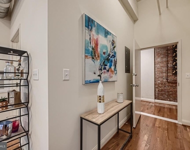 311 W Baltimore Street - Photo Thumbnail 11
