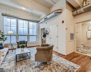 311 W Baltimore Street - Photo Thumbnail 6