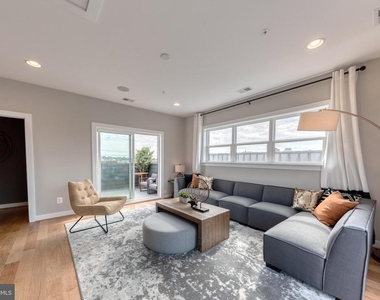 917 Grundy Street - Photo Thumbnail 31