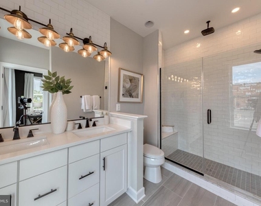 917 Grundy Street - Photo Thumbnail 28