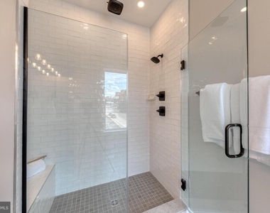 917 Grundy Street - Photo Thumbnail 29
