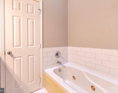 2502 Weston Court - Photo Thumbnail 13