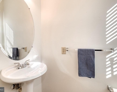 2502 Weston Court - Photo Thumbnail 9