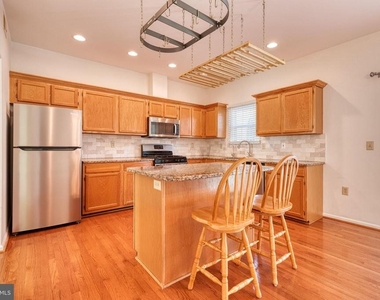 2502 Weston Court - Photo Thumbnail 8