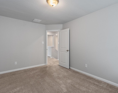 17300 Antioch Ave - Photo Thumbnail 31