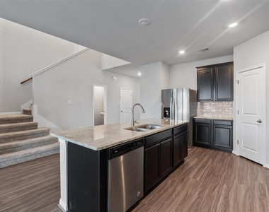 17300 Antioch Ave - Photo Thumbnail 8