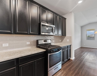 17300 Antioch Ave - Photo Thumbnail 9
