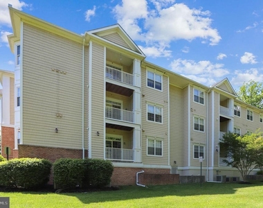 8535 Veterans Highway - Photo Thumbnail 9