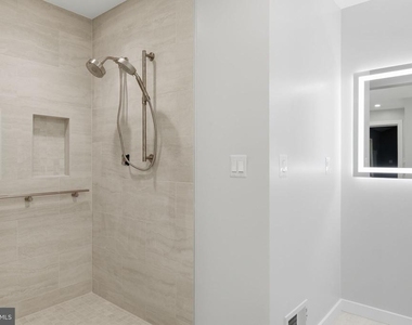 22 Poplar Point Road - Photo Thumbnail 17