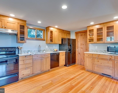 612 Holly Ridge Road - Photo Thumbnail 36
