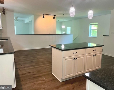 3009 Frenchtown Road - Photo Thumbnail 2