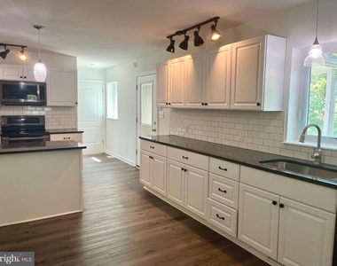 3009 Frenchtown Road - Photo Thumbnail 6