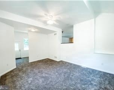 3009 Frenchtown Road - Photo Thumbnail 12
