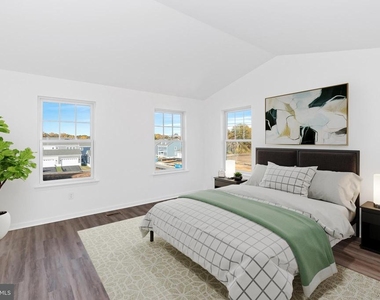 957 Lorewood Grove Road - Photo Thumbnail 8