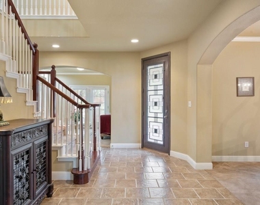 1442 River Forest Dr - Photo Thumbnail 6