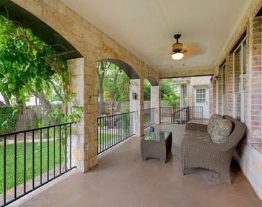 1442 River Forest Dr - Photo Thumbnail 37