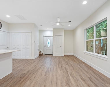 5702 Palo Blanco Ln - Photo Thumbnail 13