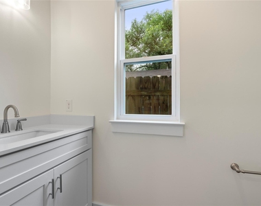5702 Palo Blanco Ln - Photo Thumbnail 16