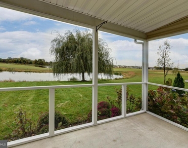 242 Avonbridge Drive - Photo Thumbnail 3