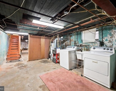 832 N Union Street - Photo Thumbnail 12