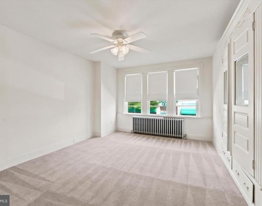 832 N Union Street - Photo Thumbnail 10