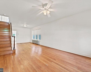 832 N Union Street - Photo Thumbnail 2