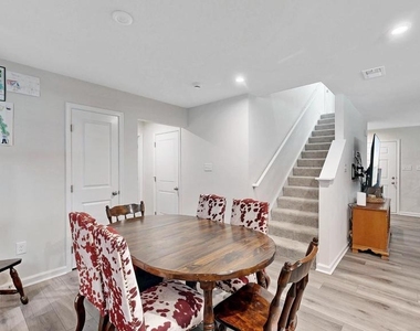 385 Galena Road - Photo Thumbnail 13