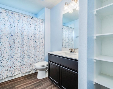 448 Dubina Ave - Photo Thumbnail 21