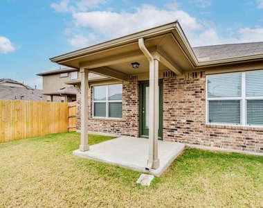448 Dubina Ave - Photo Thumbnail 26