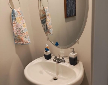 185 Currant Circle - Photo Thumbnail 7