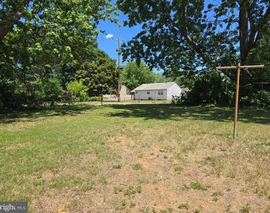 11 Glenwood Drive - Photo Thumbnail 46