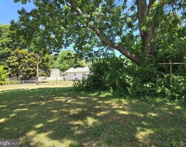 11 Glenwood Drive - Photo Thumbnail 48