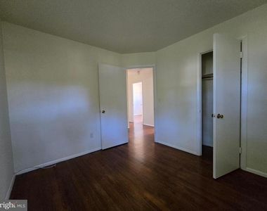 11 Glenwood Drive - Photo Thumbnail 27