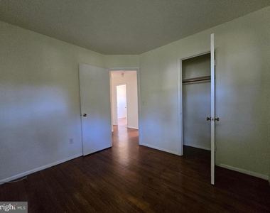 11 Glenwood Drive - Photo Thumbnail 26