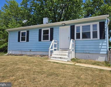 11 Glenwood Drive - Photo Thumbnail 3