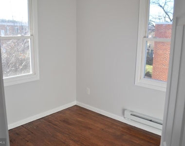 4801 Bass Place Se - Photo Thumbnail 3