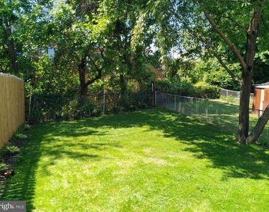 4801 Bass Place Se - Photo Thumbnail 5