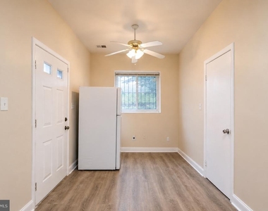 2834 R Street Se - Photo Thumbnail 17