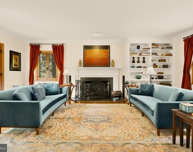 3111 Chain Bridge Road Nw - Photo Thumbnail 4